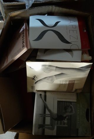 Scarpe e accessori Danza Capezio / sposa totale ca. 300 pezzi - Foto 8