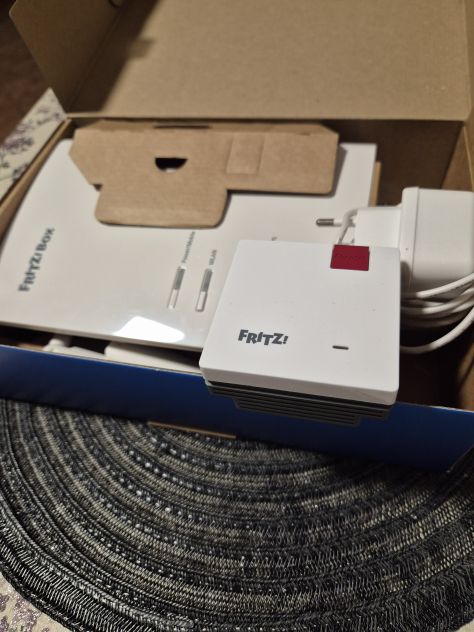 MODEM FRITZ 6850 SIM Wii Fi +expander - Foto 2