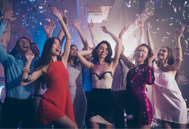 RAGAZZE IMMAGINE e PR al MARE o in CITTA’ NEI CLUB PIU BELLI D’ITALIA