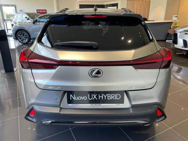 Lexus UX 300h F-Design - Foto 5
