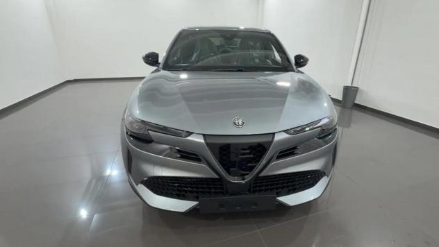 Alfa Romeo Junior 1.2 145 CV Hybrid eDCT6 Speciale - Foto 2