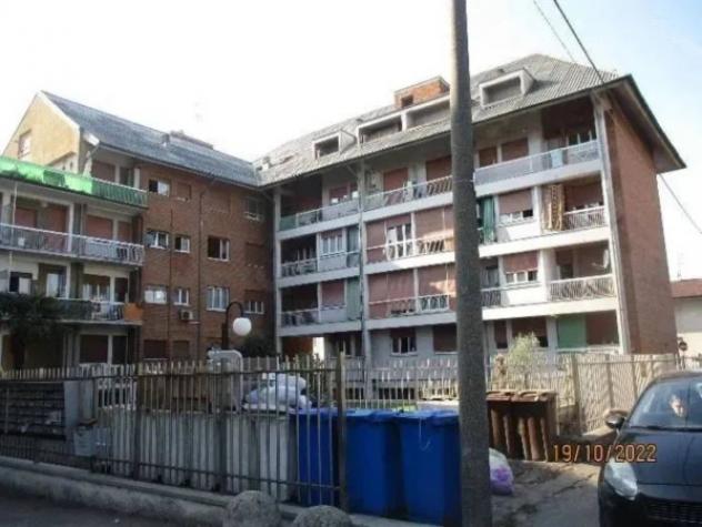 Immobile in asta di 58 m² con più di 5 locali in vendita a Limbiate - Foto 2