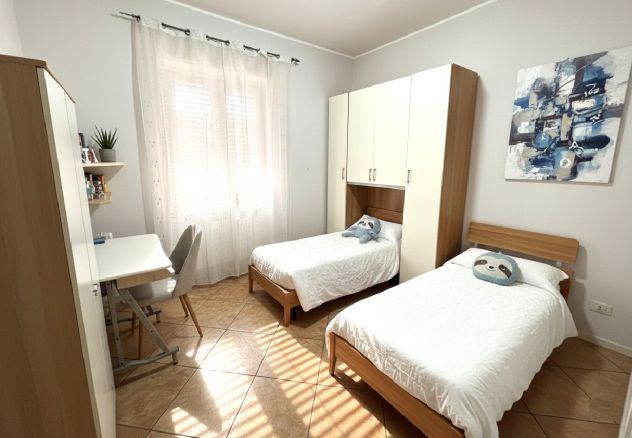 APPARTAMENTO PIANO TERRA AMPIA METRATURA OTTIME CONDIZIONI-MONDRAGONE -RIF.V3254 - Foto 6