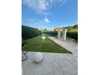 Porzione di casa in affitto a Ameglia