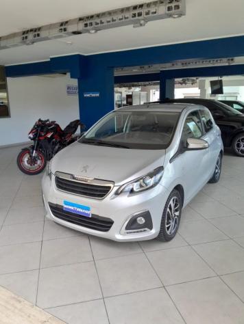 PEUGEOT 108 VTi 68 5 porte Allure rif. 23878347
