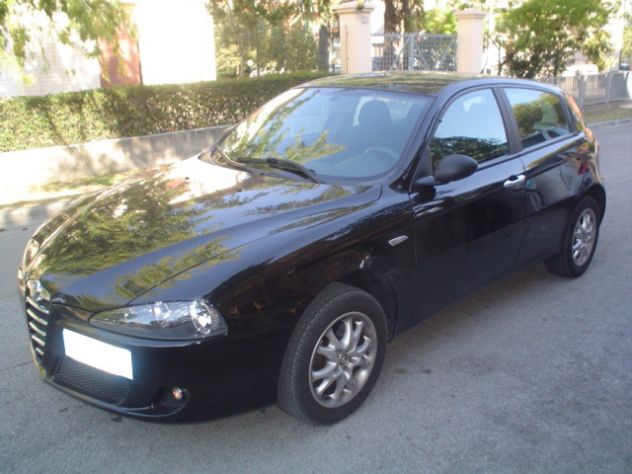 Alfa Romeo 147 1.9 JTD 115CV 5p. Impression - Foto 2