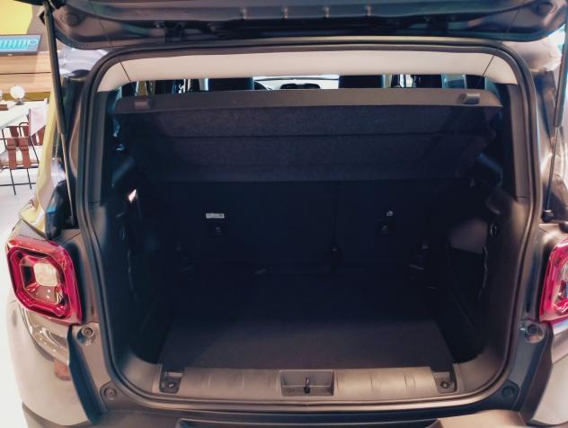 Jeep Renegade e-Hybrid 1.5 T4 MHEV 130cv North Star DDCT - Foto 6