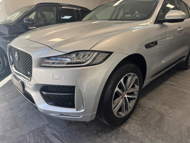 Jaguar F-Pace 2.0 D 180 CV R-Sport Tetto Apribile - Foto 4