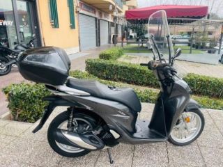 HONDA SH 150 PASSAGGIO E TAGLIANDO INCLUSO MINI RATE rif. 23989804