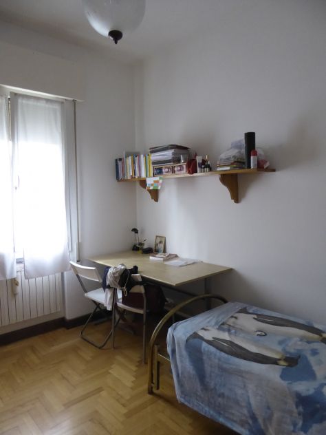 A 3 STUDENTESSE UNIVERSITARIE NO ERASMUS OFFRO 3 STANZE SINGOLE - Foto 6