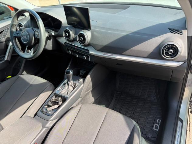 Audi Q2 35 TDI quattro S tronic Business - Foto 5