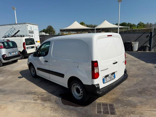 Peugeot Partner BlueHDi 75 L1 Furgone Pro - Foto 4