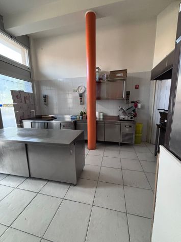 ATTIVITÀ PIZZERIA AL TRANCIO - Foto 2