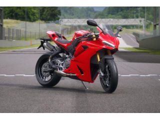 Ducati Panigale V2 PANIGALE V2S DUCATI RED