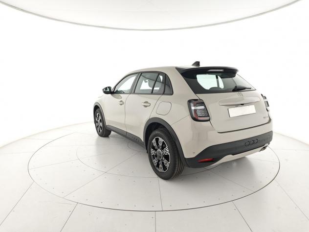 FIAT 600 Hybrid 145 CV DCT MHEV Pop - Foto 3