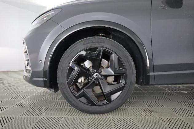 VOLKSWAGEN Tiguan 3ª serie 2.0 TDI 150 CV DSG R-Line rif. 23968010 - Foto 8