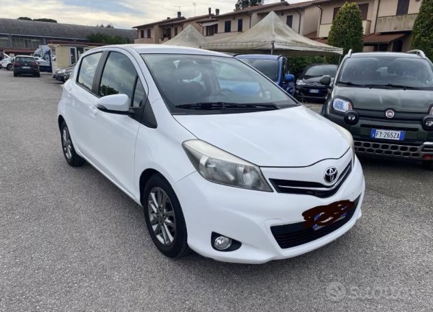 Toyota YARIS 1000cc benzina 69 cv - Foto 6