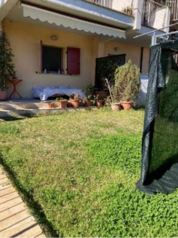 Immobile in asta di 70 m², box auto in vendita a Capodimonte