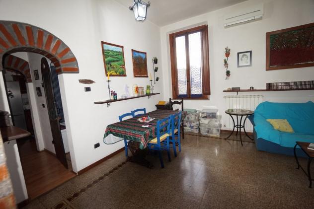 APPARTAMENTO di 3 vani e di 60 mq (FIRENZE) rif. 1/893