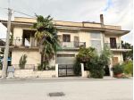 Rif. 9872 - CASA SEMINDIPENDENTE A GIARRATANA