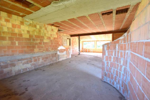 CASA INDIPENDENTE di 7 vani e di 320 mq (MONTEBELLUNA) rif. PCS55A - Foto 5