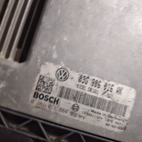CENTRALINA BOSCH 0281011884 SEAT LEON CENTRALINA MOTORE SEAT 0281011884 03G906 - Foto 3