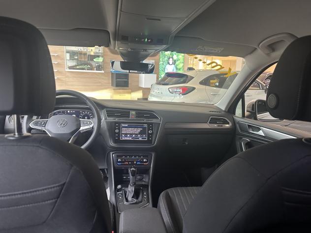 Volkswagen Tiguan 2.0 TDI 150 CV SCR DSG Life 7 POSTI - Foto 10