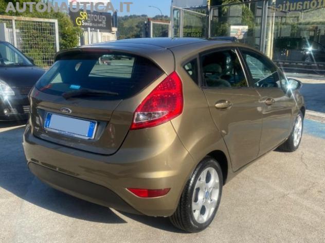 FORD Fiesta 1.2 5PORTE GPL TECH 82cv TITANIUM rif. 24144083 - Foto 4