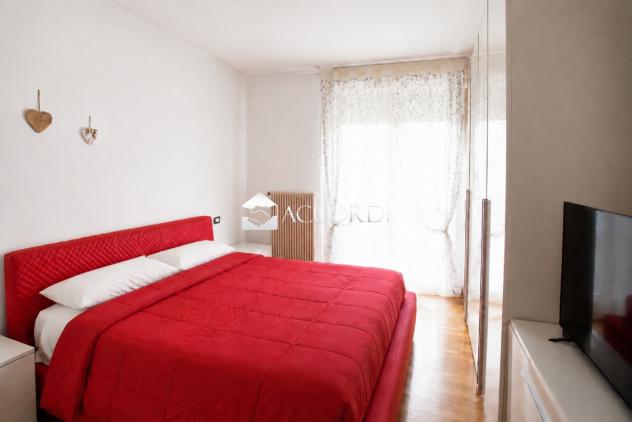 APPARTAMENTO di 3 vani e di 72 mq (PAESE) rif. PE14 - Foto 12