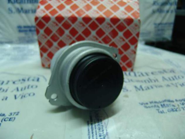 Supporto motore audi q7 3.0 tdi 7l8199131 - Foto 2