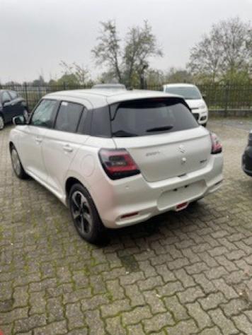 SUZUKI Swift 1.2 Hybrid Top 2wd NUOVO DA IMMATRICOLARE rif. 22016981 - Foto 7