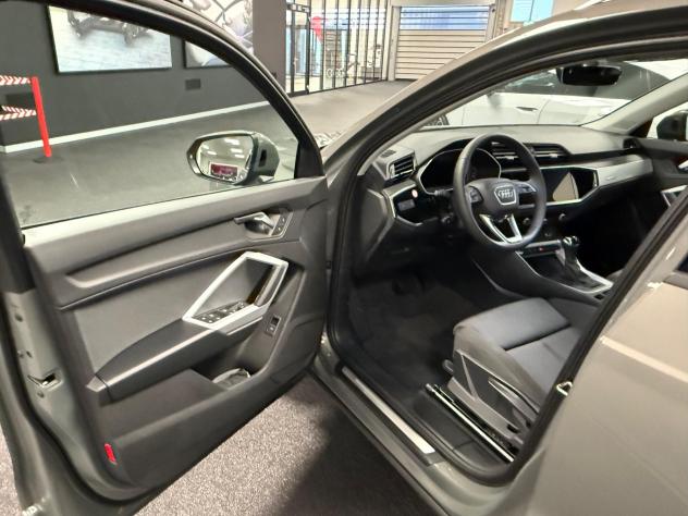 Audi Q3 TFSI 110 kW mHEV S tronic Business Advanced - Foto 6