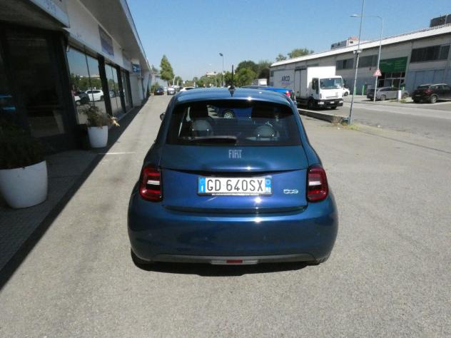 FIAT 500 (2020--) 500e Berlina 42 kWh Icon - Foto 6