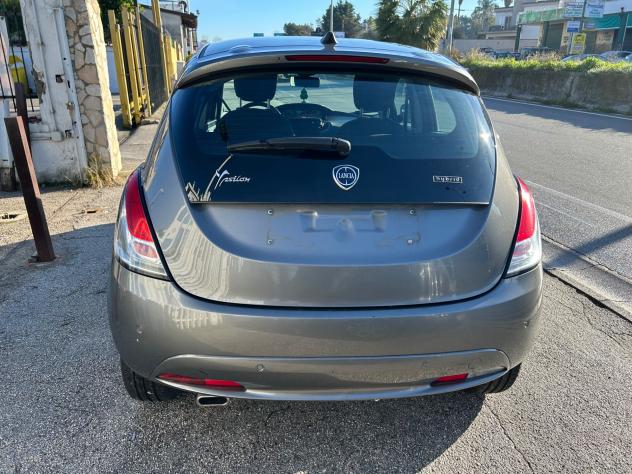 Lancia Ypsilon 1.0 FireFly 5 porte S&S Hybrid Gold Plus - Foto 5