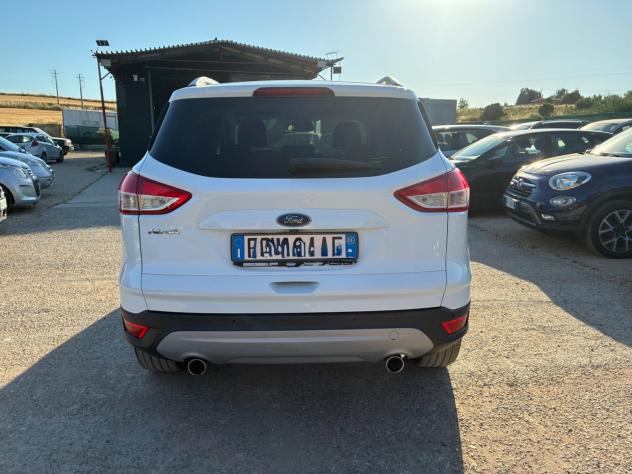 Ford Kuga 2.0 TDCI 120 CV S&S 2WD Titanium - Foto 7