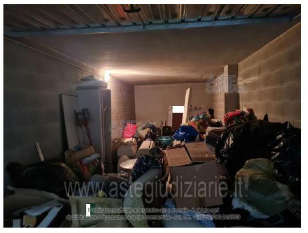 IMMOBILI-ALTRA CATEGORIA-via Trasimeno n. 268 - frazione Panicarola - Foto 2
