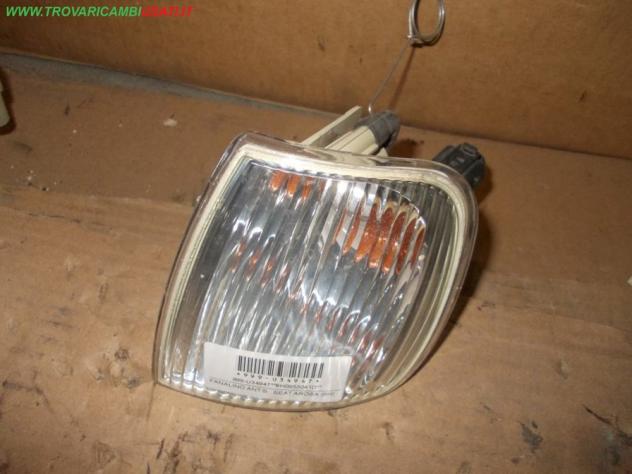 FANALINO ANT.S. SEAT AROSA (6H)  Parti elettriche  Fanaleria  Proiettori  Fanalino comple SEAT - AROSA - 01-06-1997 - 01-12-2005