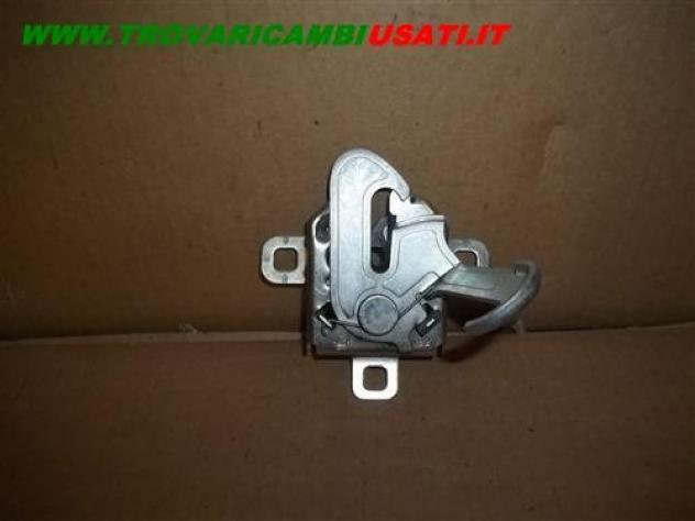 SERRATURA COFANO ANT. FIAT PUNTO (3J) Evo  Carrozzeria  Lamierati esterni  Cofano  Serratura cofano FIAT - GRANDE PUNTO - 01-09-2005 - 01-12-2011, FIA