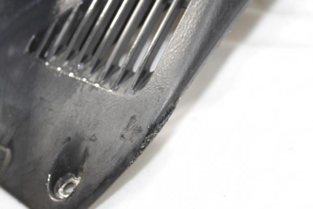 RETROSCUDO SUPERIORE SUZUKI BURGMAN 650 EXECUTIVE 2006 - 2012 9467110G20Y0J UPPER LEG SHIELD RIPARAZIONE - Foto 4