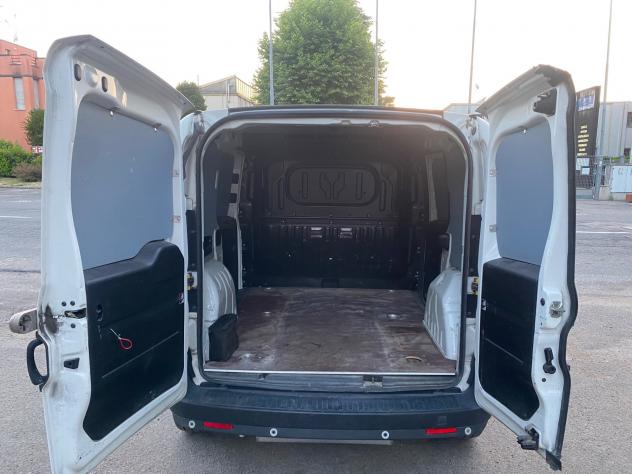 Fiat Doblo METANO - Foto 9