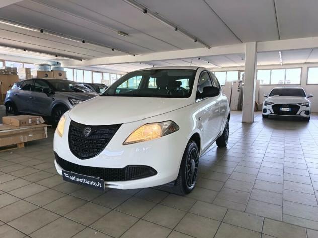 LANCIA Ypsilon 3ª serie Ypsilon 0.9 TwinAir 85 CV 5 porte Metano Ecochic Elefantino