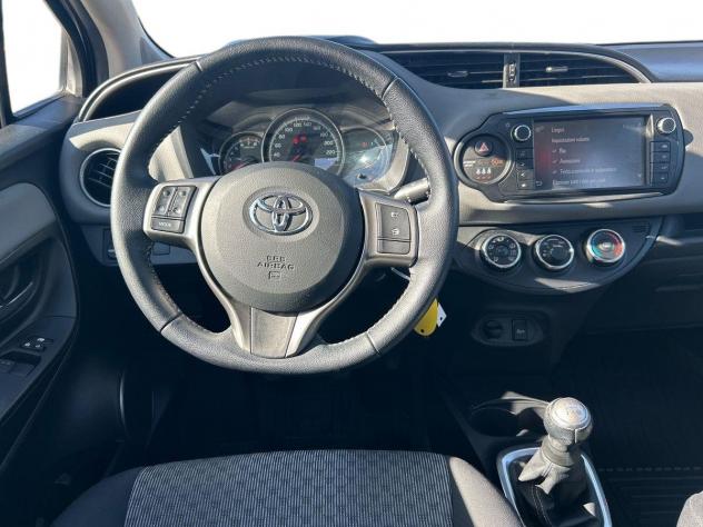 Toyota Yaris III 2015 1.0 Active 5p - Foto 8