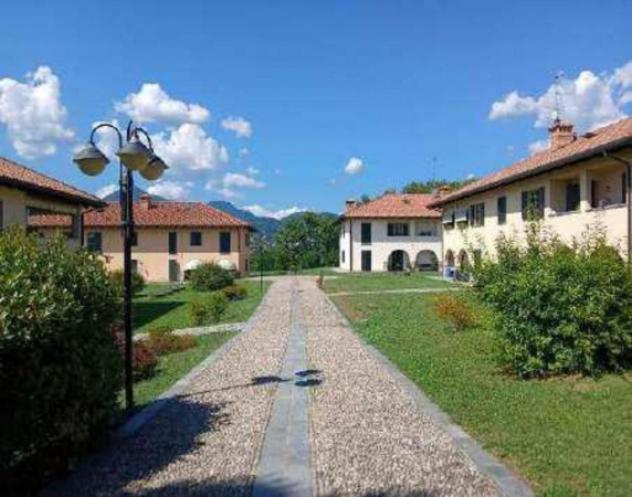 Immobile in asta di 33 m², box auto in vendita a Merone - Foto 3