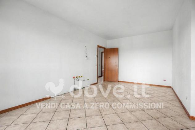 Appartamento di 102 m² con 3 locali e box auto in vendita a Lonate Pozzolo - Foto 14