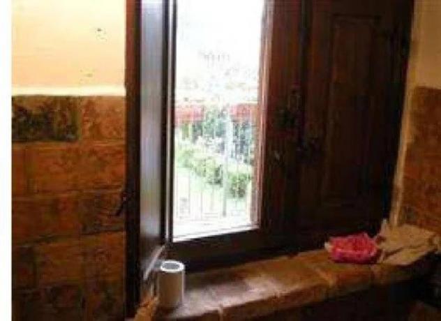 Immobile in asta di 163 m² con più di 5 locali in vendita a Sassocorvaro Auditore - Foto 2