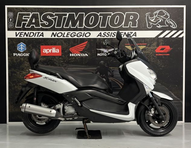 Yamaha X-Max 250