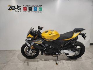 Aprilia Tuono V4 1100 null