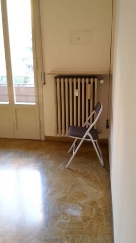 AFFITTASI stanza matrimoniale ad uso singolo in Zona Murri euro 500 - Foto 4