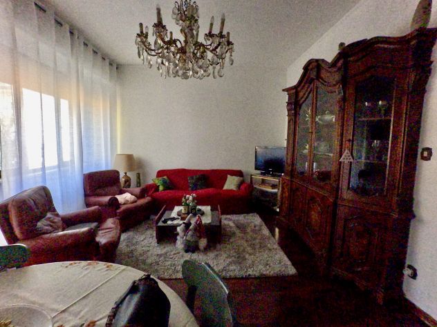 Ampia camera matrimoniale, Appartamento, Zona Borgo Roma, VR - Foto 2