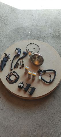 Set di ricambi moto e scooer